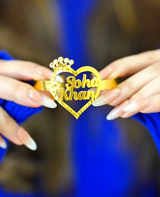 Queen Heart Bangle